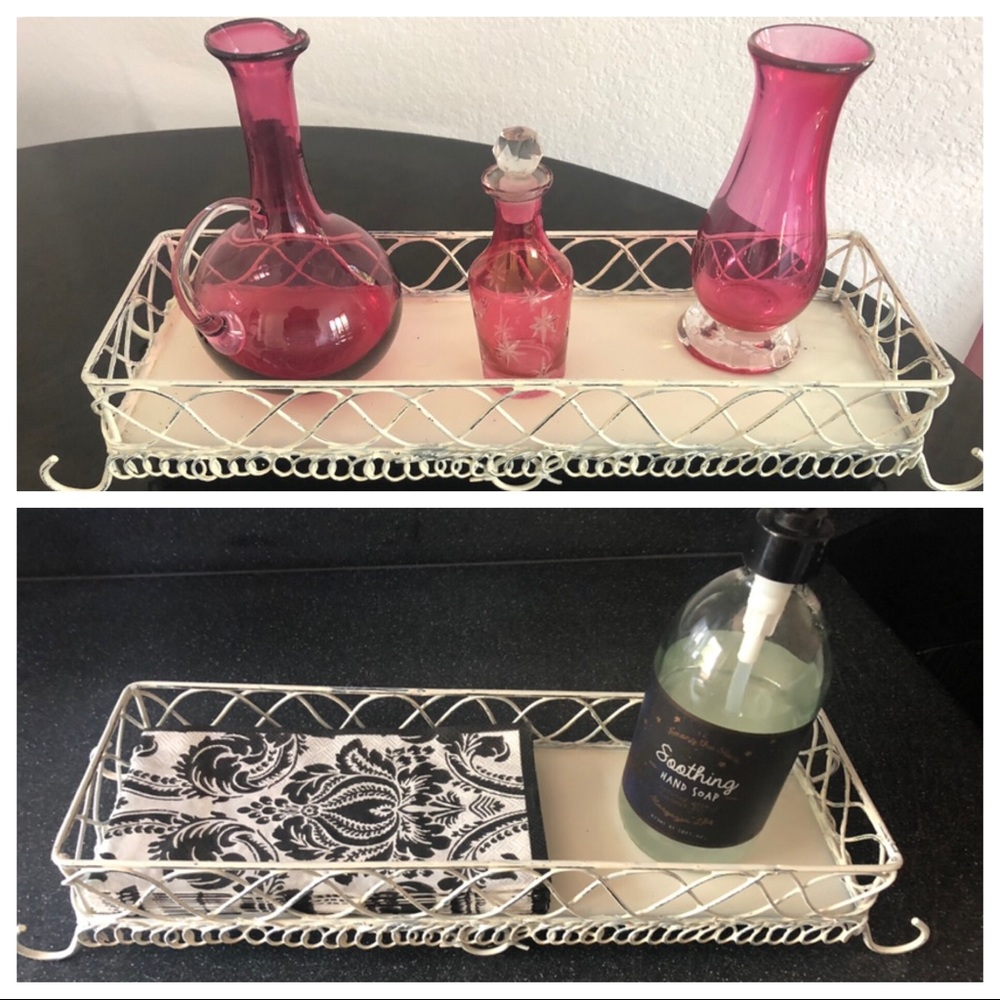 Antique-look Display Shelf